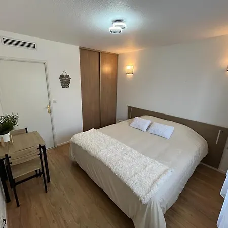Apartment Peaceful In